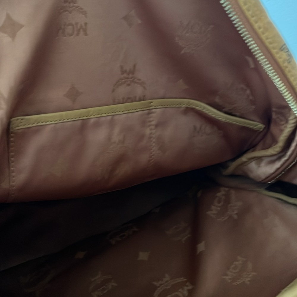 MCM studded visetos backpack - Picture 10 of 10